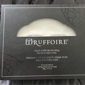 Black Truffle Illuminating Facial & Eye Mask - Gray